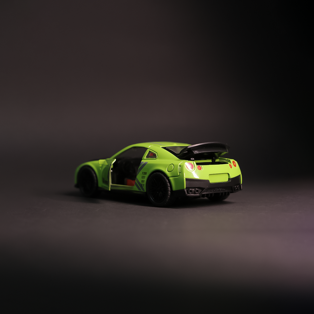 GTR R35 Green color (scale 1:36)