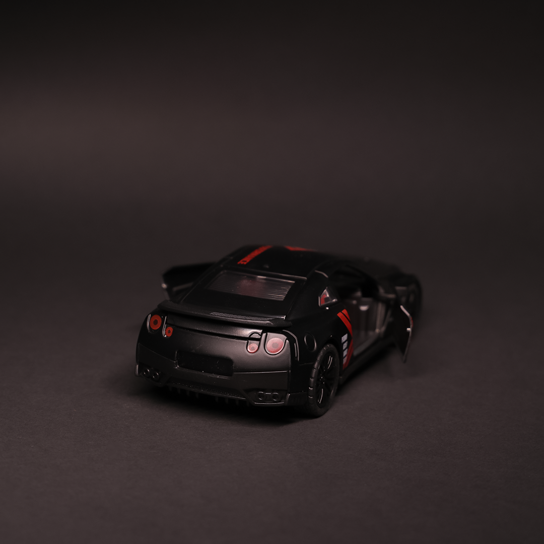 GTR R35 Matte Black Color (scale 1:36)