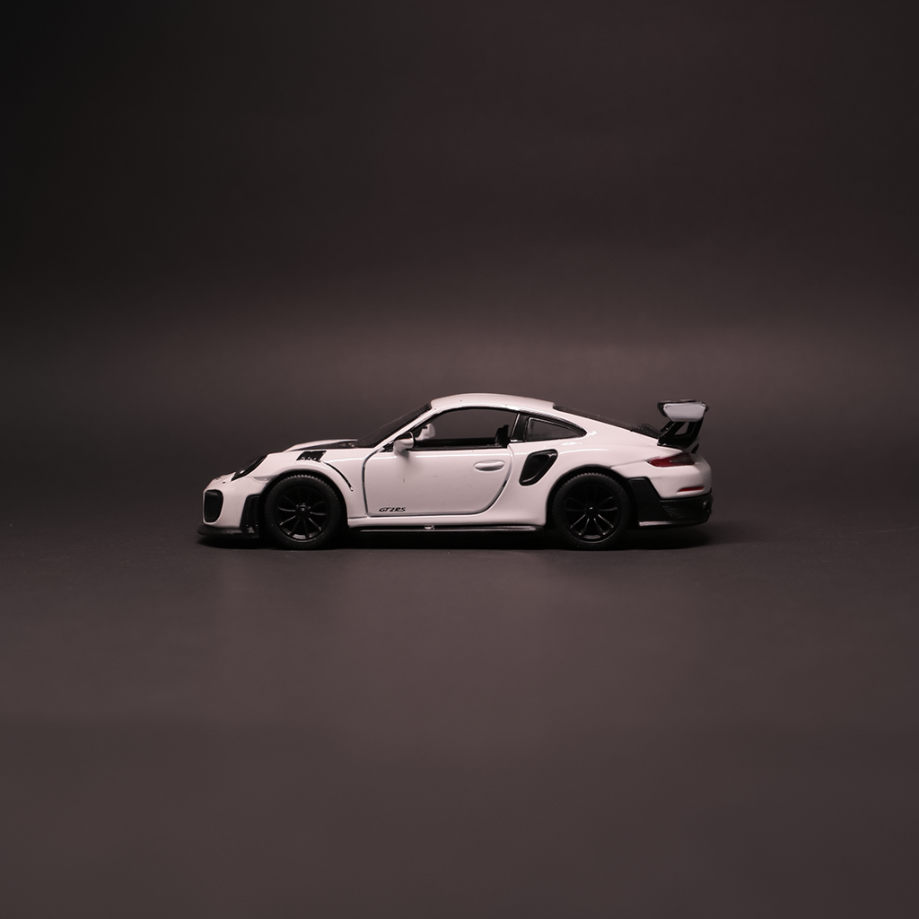 Porsche 911 GT2 RS (Scale 1:36)