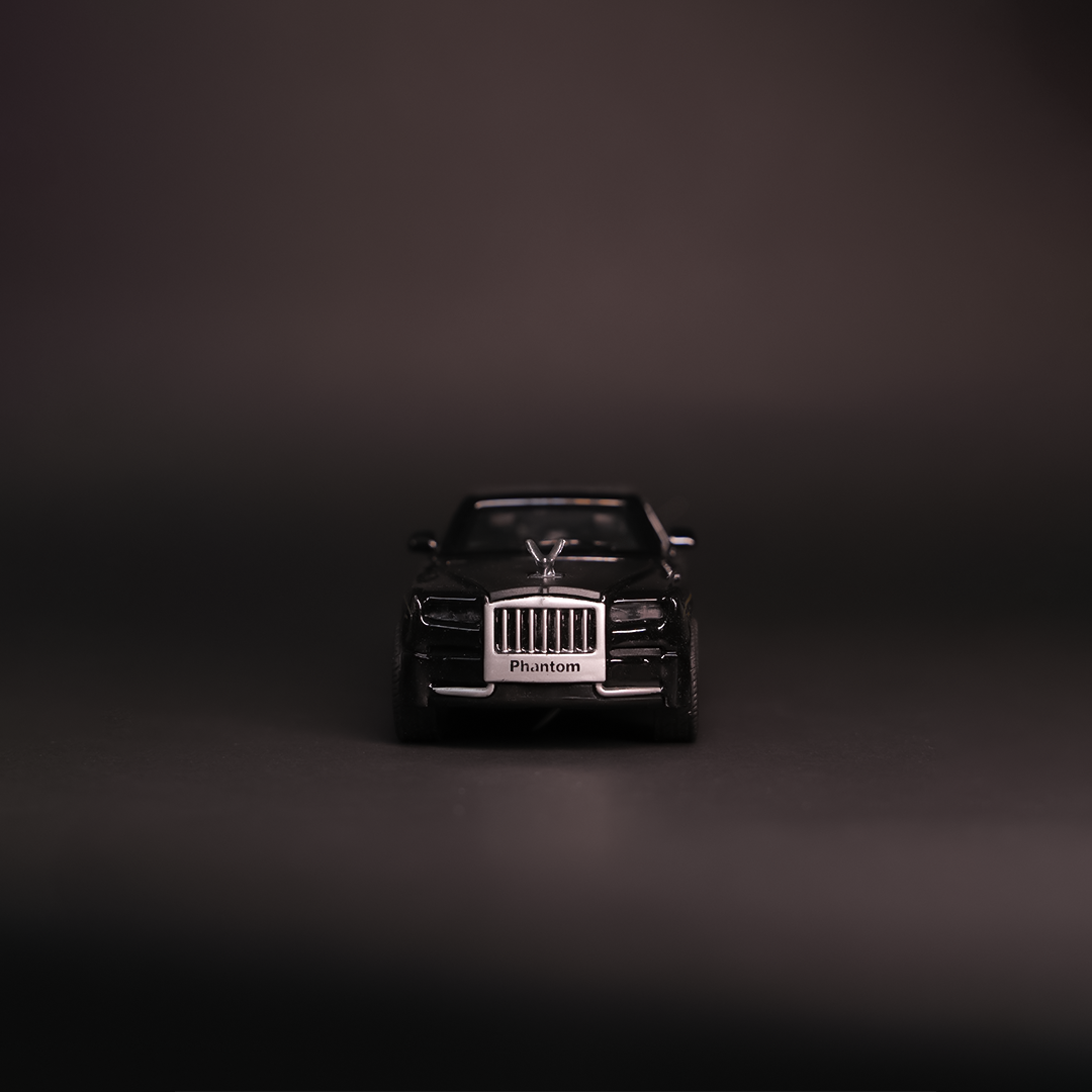 Rolls Royce Black (Scale 1:36)